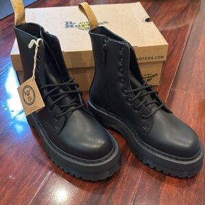 Dr Martens AirWair VEGAN JADON II BOOT MONO PLATFORMS